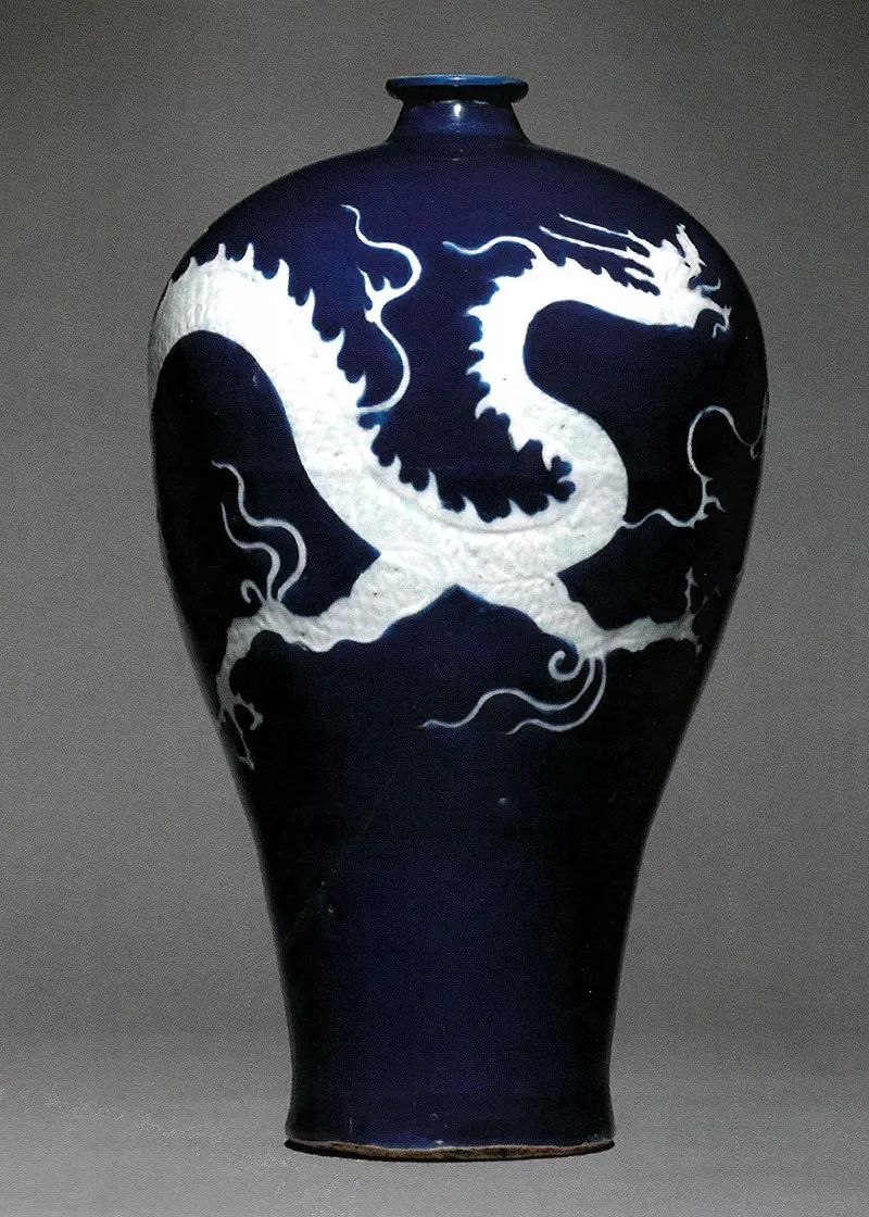 視頻 &middot; 幽藍神采、瓶中之王 --元青花云龍紋梅瓶 | 崇正18春拍